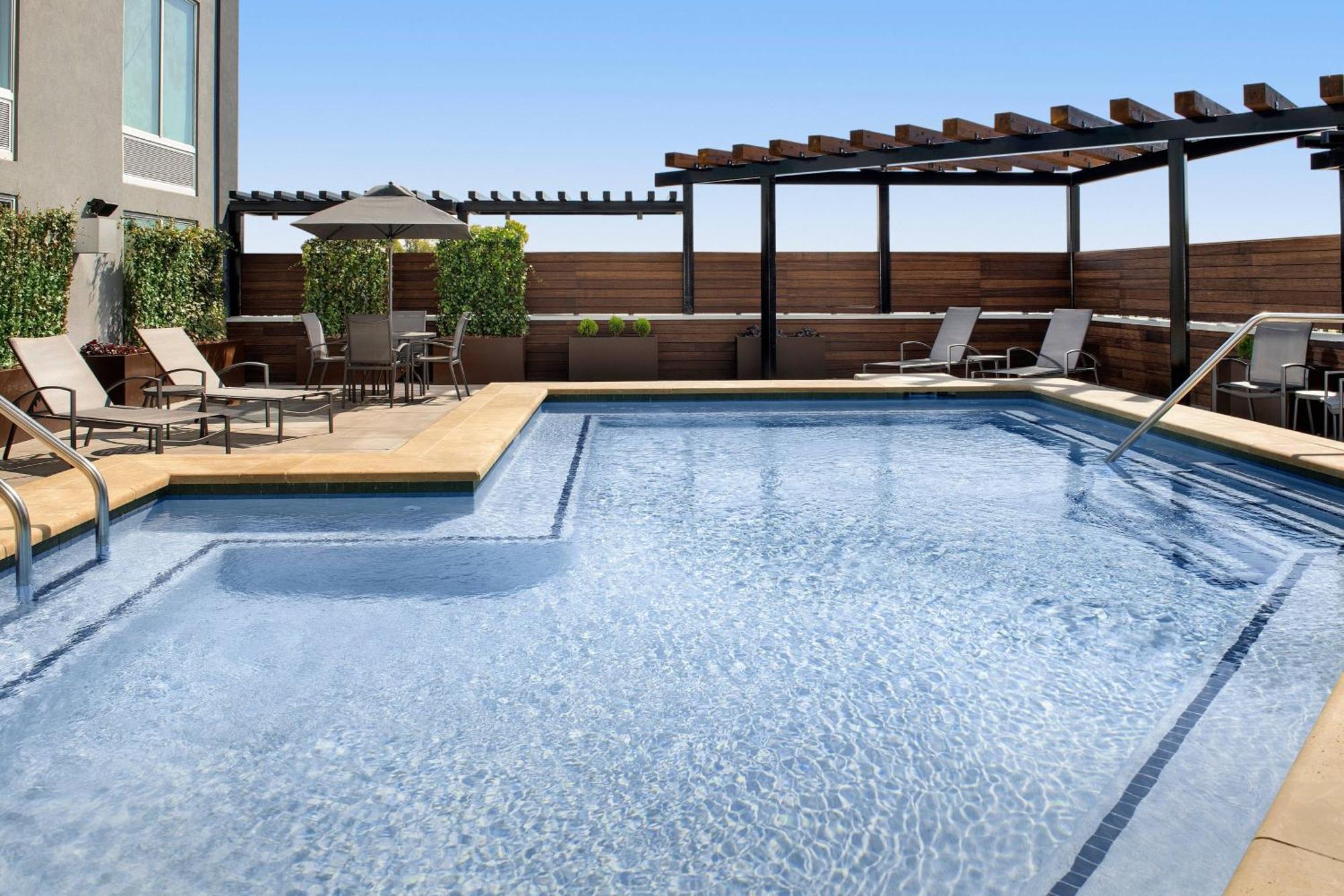 Fairfield Inn & Suites Nashville Near Vanderbilt 外观 照片